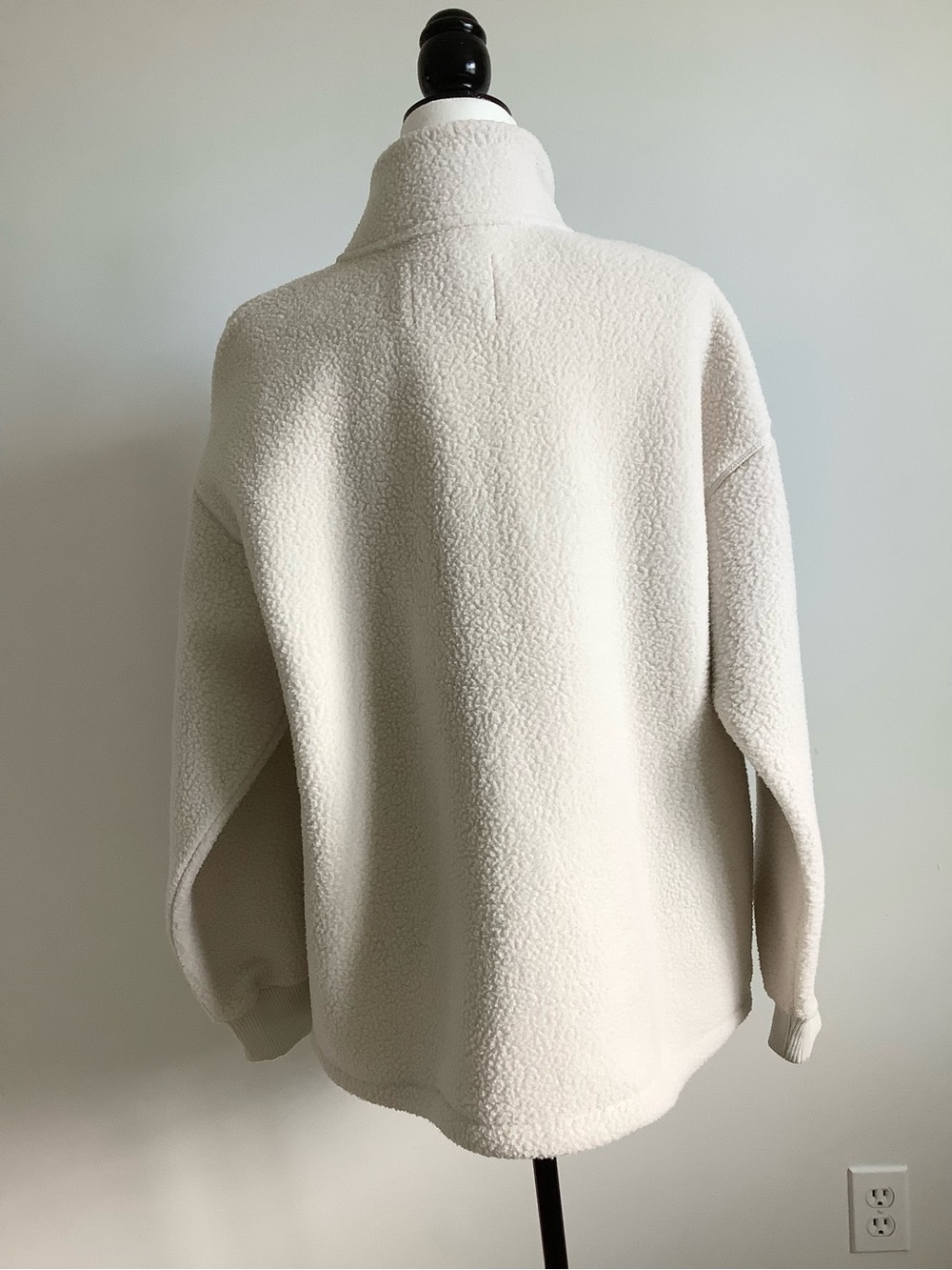 Mondetta Off-White Soft Sherpa and Crinkle Trim Fleece Jacket Women’s Sz. XL - Picture 5 of 11
